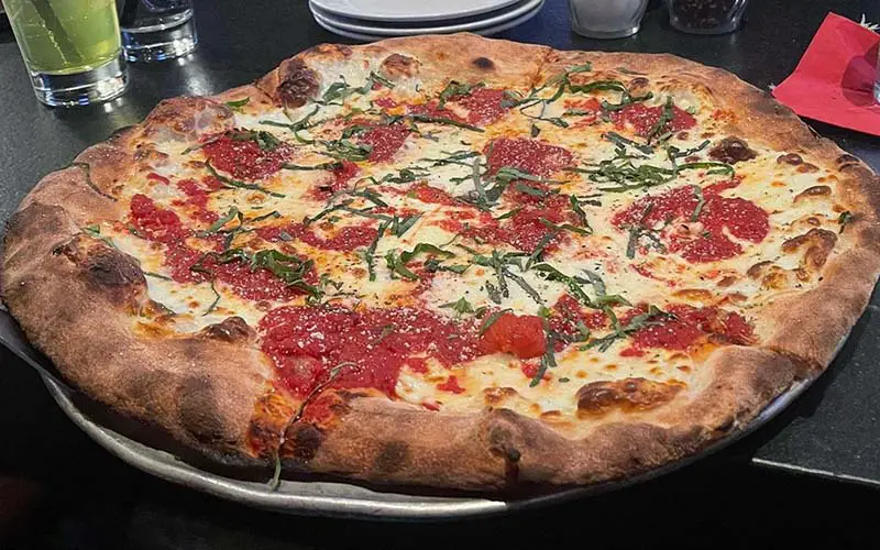 Best Pizza in CT 15 Connecticut Pizzerias to Try [2024 Update