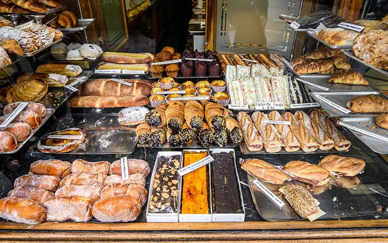 Ordering pastries at a bakery in CT.