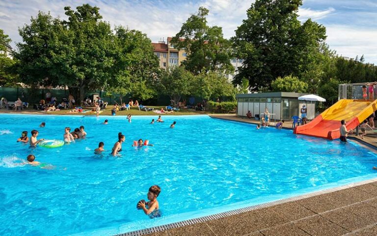 Public Pools in CT – Top Places to Go Swimming in Connecticut ...